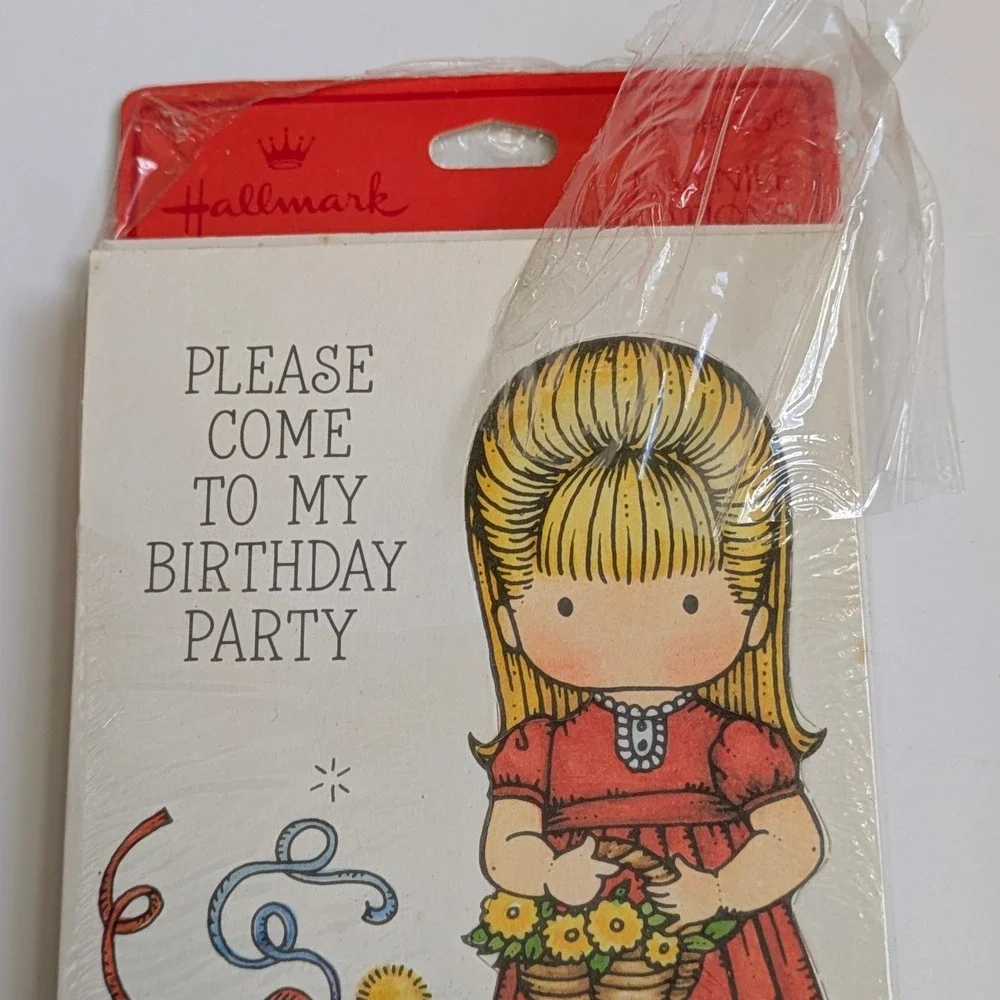 Vintage 70s Hallmark Paper Doll‎ Punch Out Birthday Party Invitations Sealed